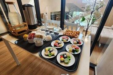 Hilltop Wellness Resort