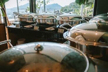 Hilltop Wellness Resort