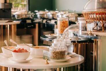 Hilltop Wellness Resort