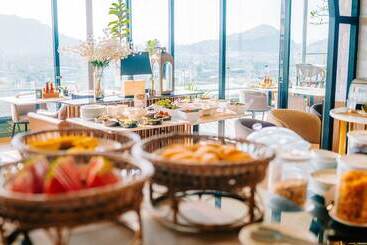 Hilltop Wellness Resort