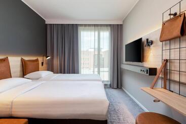 هتل Moxy Utrecht