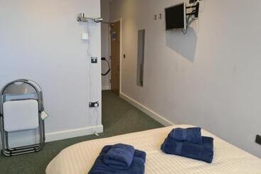 هتل No 10 Ocean Cabins   Saundersfoot Harbour   Saundersfoot