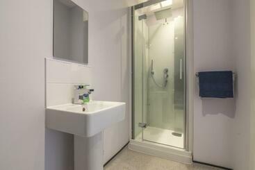هتل No 4 Ocean Cabins Saundersfoot Harbour Saundersfoot