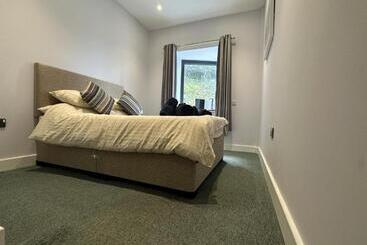 هتل No 7 Ocean Cabins   Saundersfoot Harbour   Saundersfoot