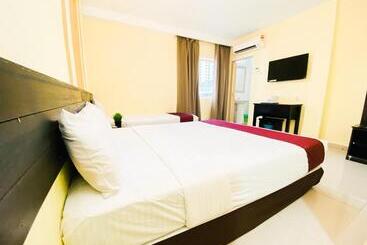هتل Sun Inns D Mind 3 Seri Kembangan
