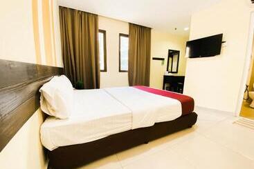 هتل Sun Inns D Mind 3 Seri Kembangan