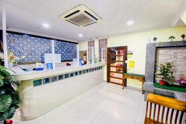 هتل Sun Inns D Mind 3 Seri Kembangan