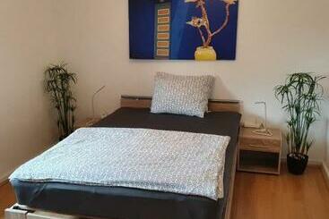 پانسیون Nicerooms Aachen