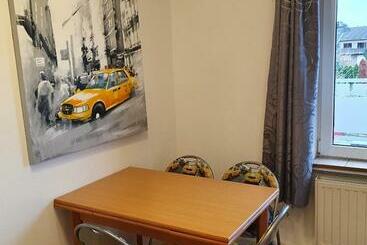پانسیون Nicerooms Aachen