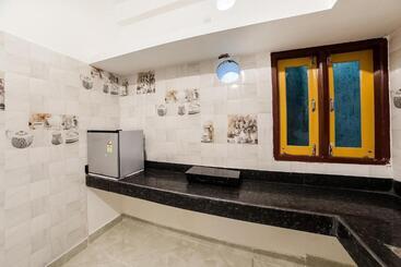 پانسیون Home Khan Basera Near Iter College