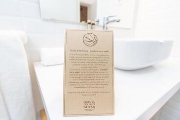 هتل Quinta Do Rio Noémi