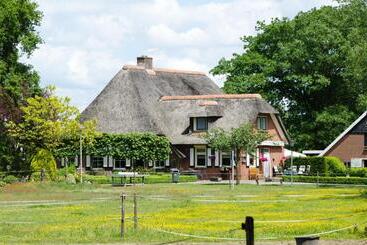 استراحتگاه Luxury Group Accommodation For 14 People