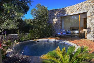 هتل A Speranza Suites Avec Piscine Privative Chauffée