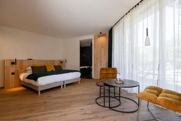 هتل A Speranza Suites Avec Piscine Privative Chauffée