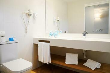 R2 Buganvilla Hotel & Spa