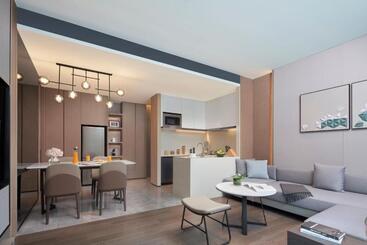 هتل The Meixi Lake, Changsha Marriott Executive Apartments