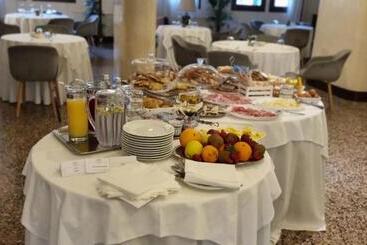 هتل Villa Regina Margherita