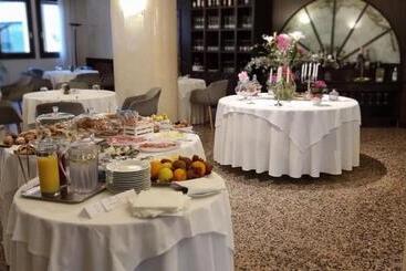 هتل Villa Regina Margherita