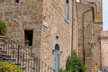 پانسیون Acqua Di Civita Beauty & Rooms