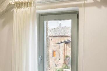 پانسیون Acqua Di Civita Beauty & Rooms