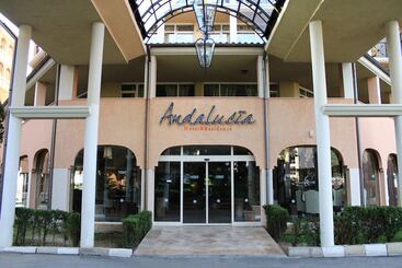 Andalucia Beach Hotel   All Inclusive