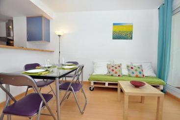 Apartamentos Royal Marine
