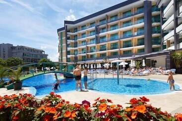 Diamond Hotel   All Inclusive