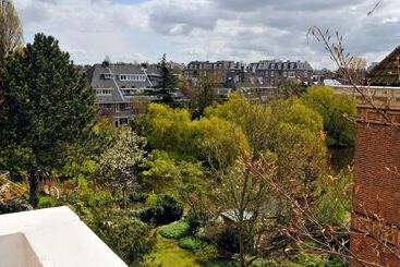 Dutch Design Hotel Vondelpark