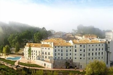 هتل Balneario Alhama De Aragon