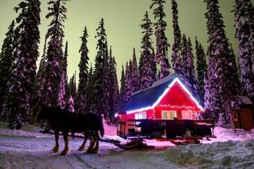 هتل Chateau Big White