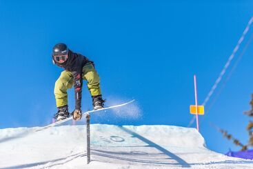 هتل Chateau Big White