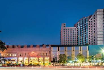 Crowne Plaza Foshan, An Ihg Hotel   Canton Fair Free Shuttle Bus