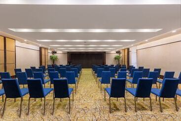 Crowne Plaza Foshan, An Ihg Hotel   Canton Fair Free Shuttle Bus