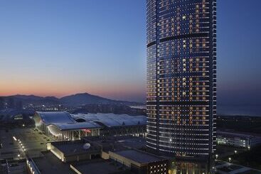هتل Crowne Plaza Yantai Sea View, An Ihg