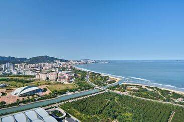 هتل Crowne Plaza Yantai Sea View, An Ihg