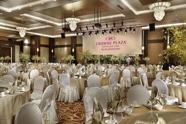 هتل Crowne Plaza Yantai Sea View, An Ihg