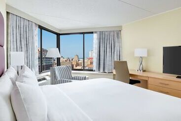 هتل Doubletree By Hilton  Philadelphia Center City