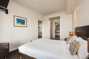 هتل The Esplanade Resort And Spa
