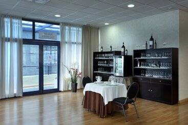 酒店 Exe Sevilla Palmera