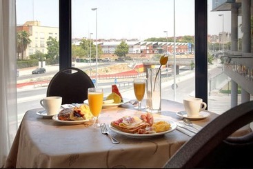 Hotel Exe Sevilla Palmera