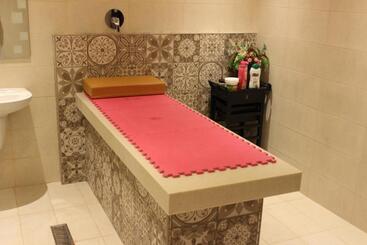 Executives Hotel   Olaya