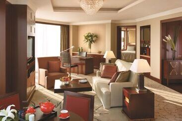 هتل Futian Shangri La, Shenzhen,near To Shenzhen Convention&exhibition Centre, Futian Railway Station