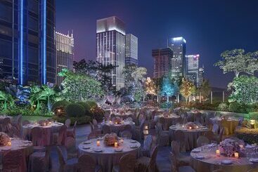 هتل Futian Shangri La, Shenzhen,near To Shenzhen Convention&exhibition Centre, Futian Railway Station