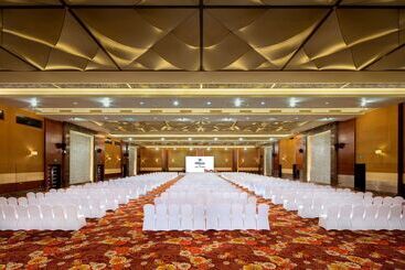 هتل Hilton Hefei