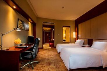 هتل Hilton Hefei