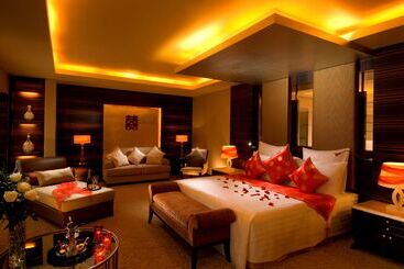هتل Hilton Hefei