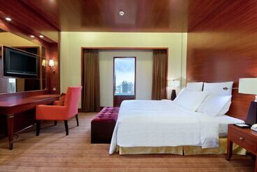 هتل Hilton Hefei