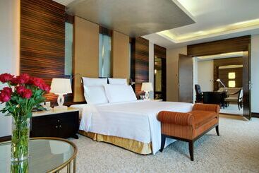 هتل Hilton Hefei