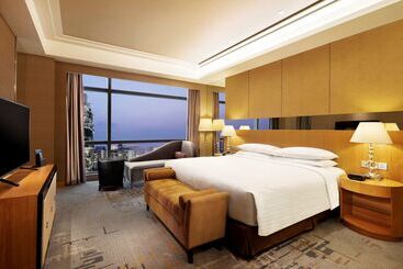 هتل Hilton Xiamen