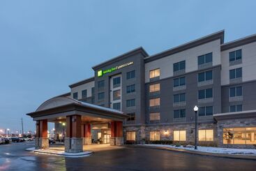 هتل Holiday Inn Express & Suites Vaughan Southwest, An Ihg